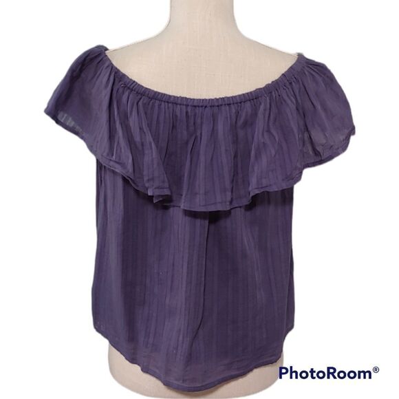 (5 for $25.)…Lucky Brand violet blue cotton off shoulder ruffle crop top - Picture 5 of 6